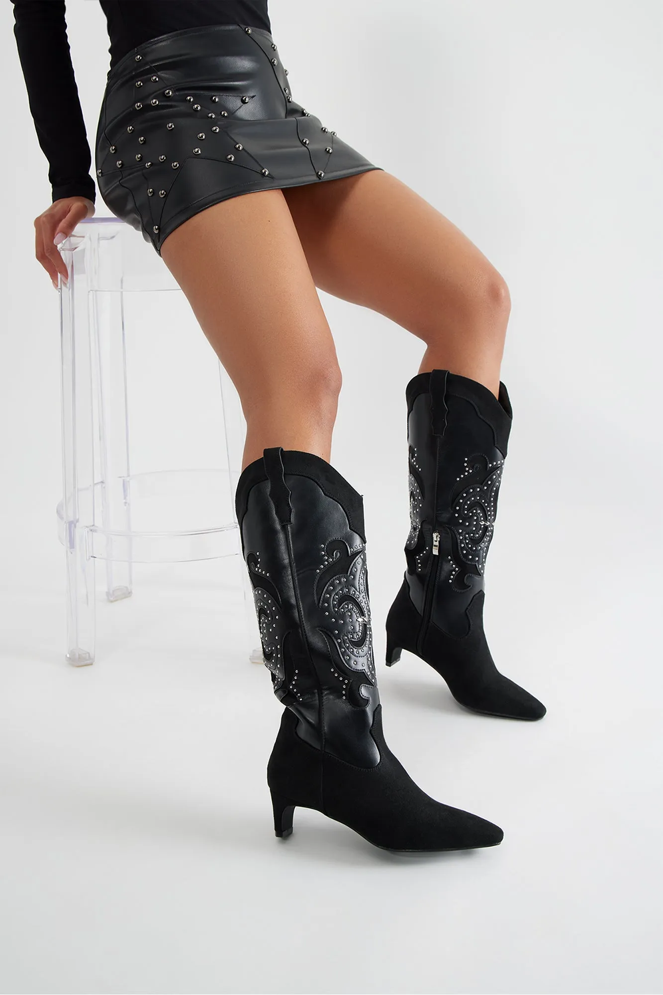 Atlanta Studded Cowboy Boots - Black