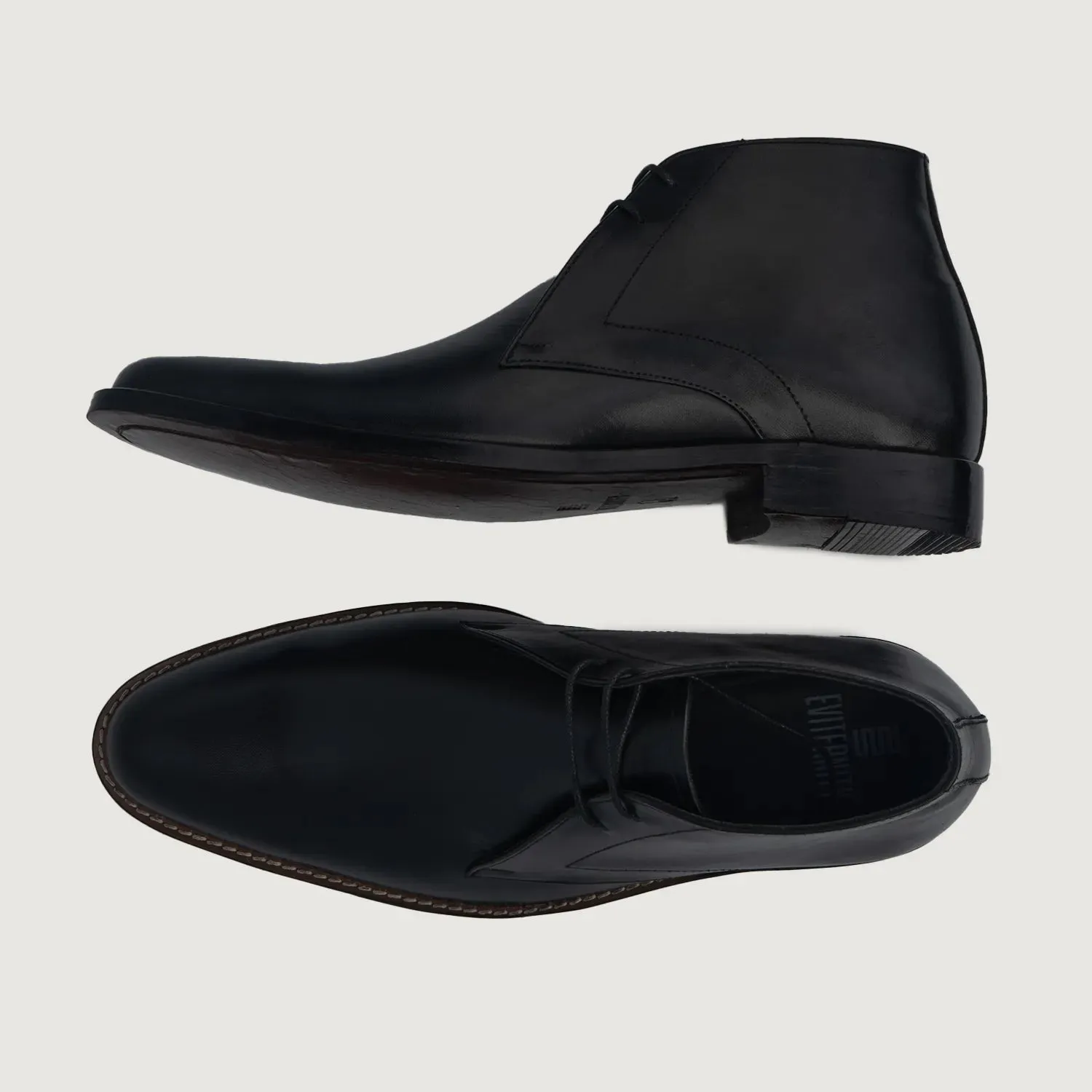 Corry Chukka Black Leather Boots