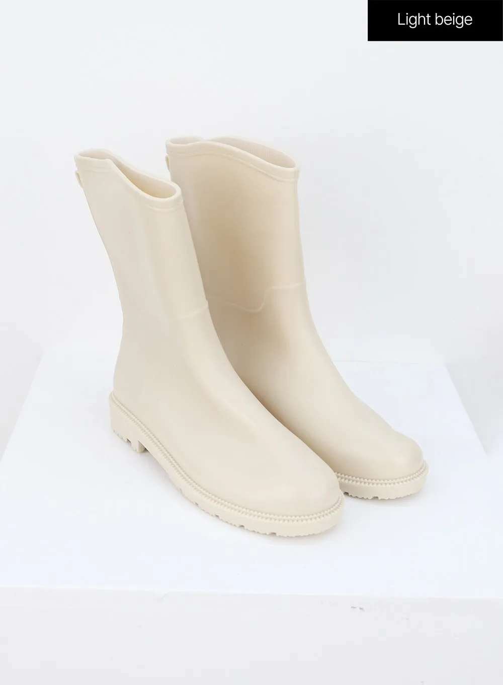 Mid-Calf Rain Boots OU323