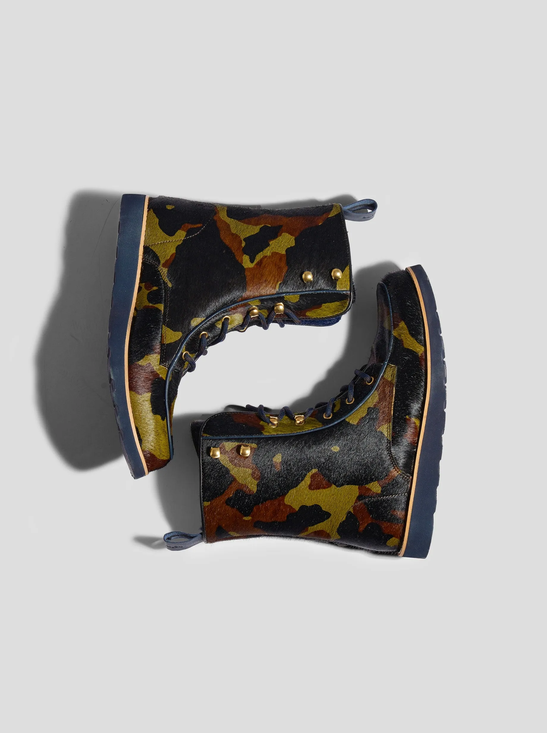 Mountain boots in Camouflage printed leather