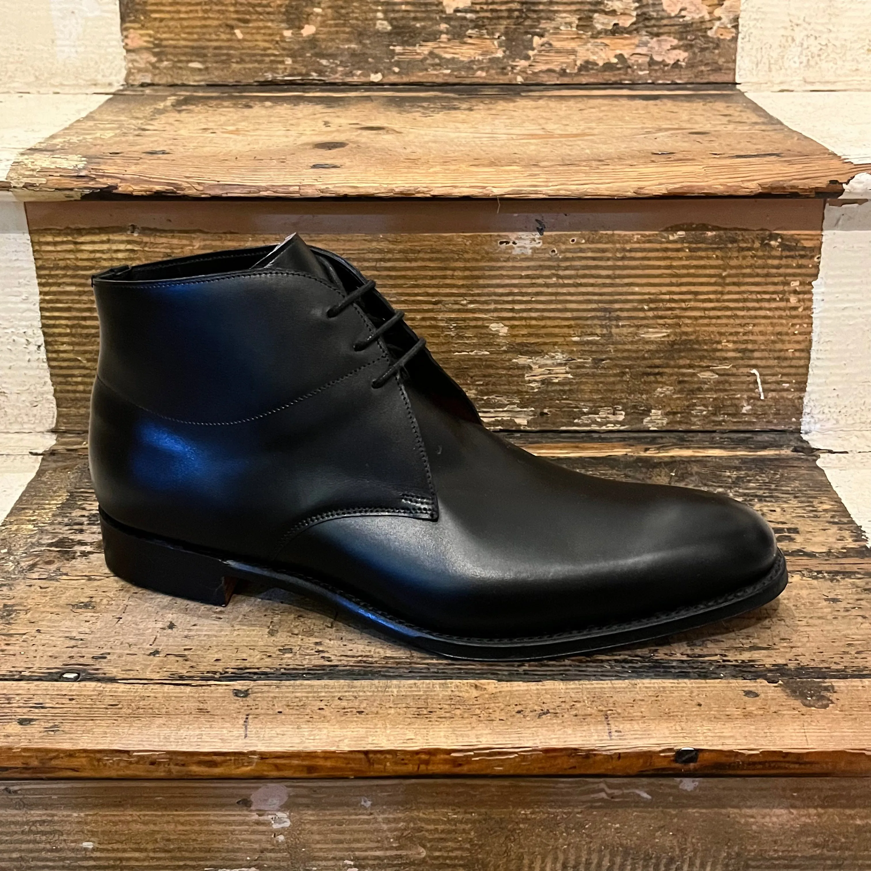 Regent - 'Frank George' Chukka Boot - Black Calf Leather