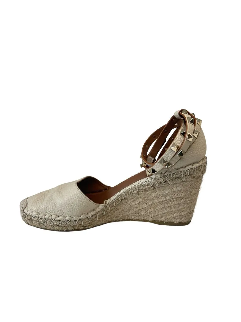 Valentino White Leather Close Toe Wedge Espadrille. Size: 39