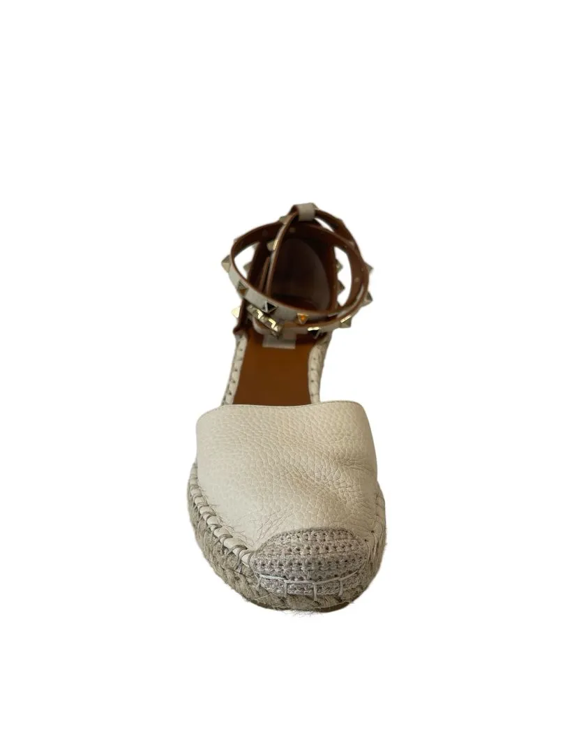 Valentino White Leather Close Toe Wedge Espadrille. Size: 39